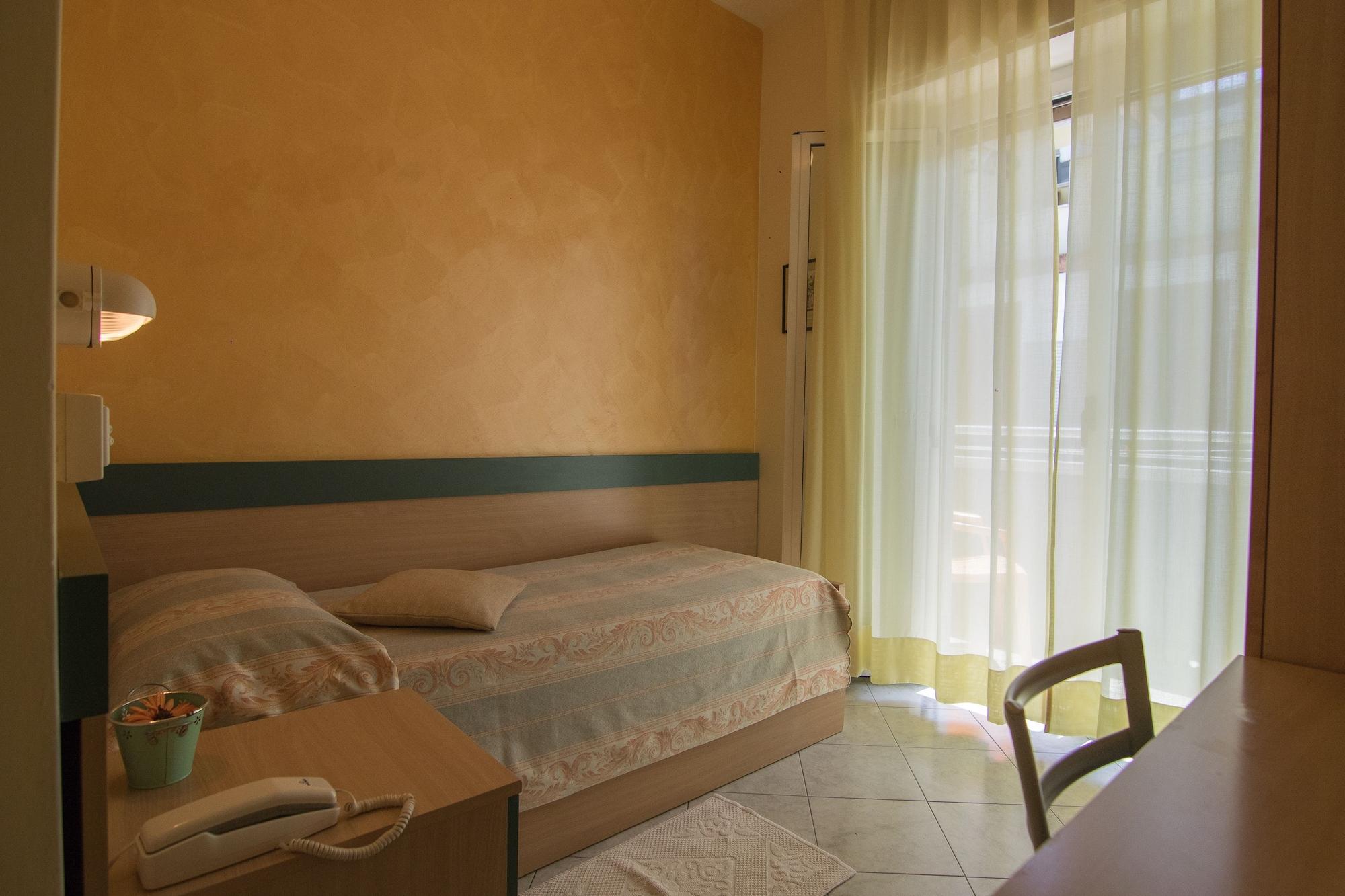 Hotel Solidea Rimini Dış mekan fotoğraf